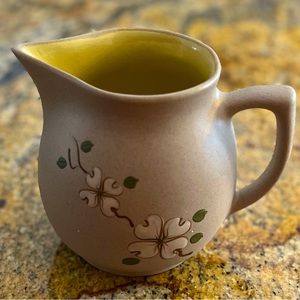 Pigeon Forge Pottery Pitcher Floral Beige Green Tennessee approx 4.5” Dogwood